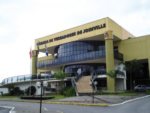 Camara-de-Vereadores-Joinville-300x225