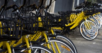 Serviço de aluguel de bicicletas e patinetes elétricos é lançado em Curitiba