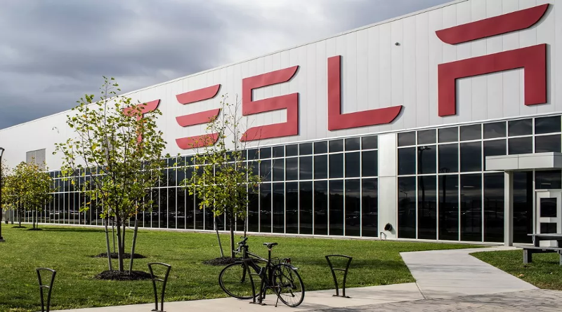 Fortuna de Elon Musk vai a US$ 248 bilhões após Tesla receber maior encomenda de veículos elétricos do mundo. Locadora Hertz encomendou 100 mil veículos...